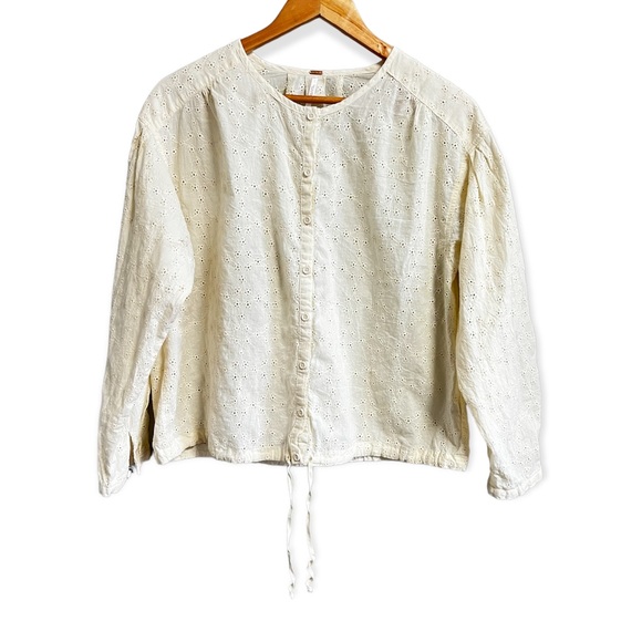 Free People Tops - Free People Cream Eyelet Long Sleeve Blouse Tie Waist Size Small